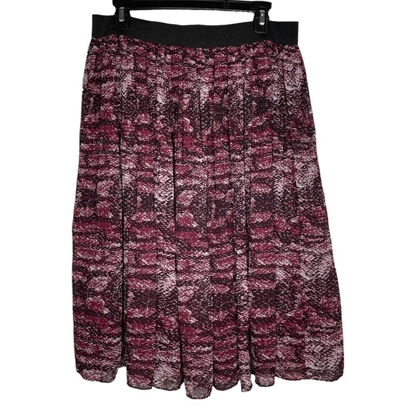 Torrid snake print pleated midi skirt size 0 large - Picture 3 of 8